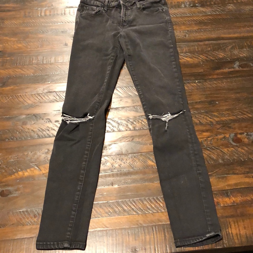 A&f ripped jeans